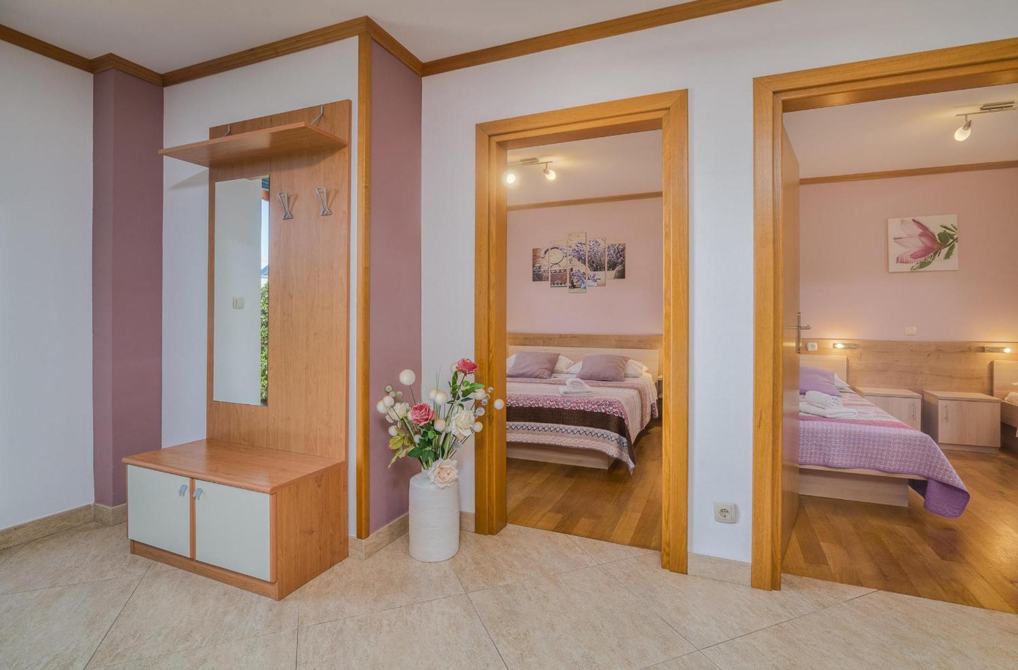 Apartments Prendivoj มาลินสกา ภายนอก รูปภาพ